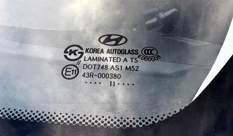 HYUNDAI ix35  | FWD (przód) | Manualna | 114 KM | Czarny full
