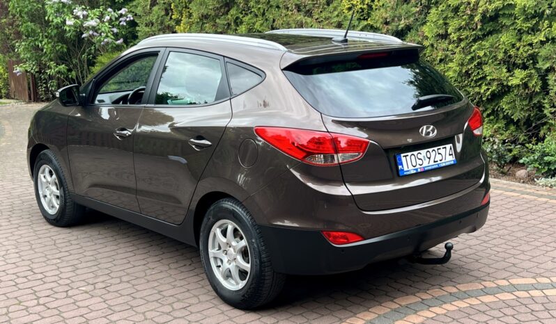 HYUNDAI ix35  | FWD (przód) | Manualna | 136 KM | Brązowy full