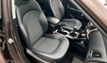HYUNDAI ix35  | FWD (przód) | Manualna | 136 KM | Brązowy full