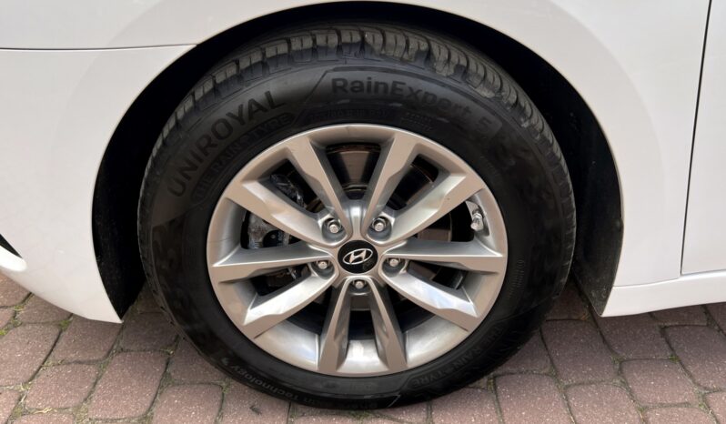 HYUNDAI i40  | FWD (przód) | Automatyczna | 141 KM | Biały full