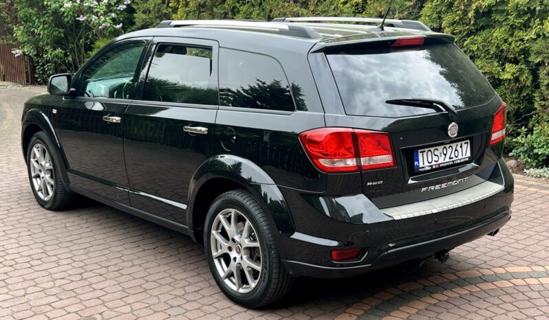 FIAT Freemont  | 4×4 (doł. automatycznie) | Automatyczna | 170 KM | Czarny full