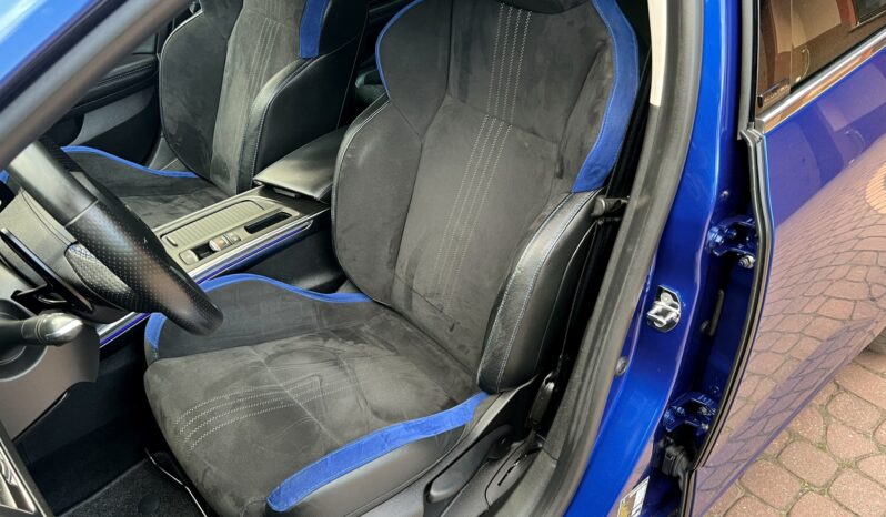 RENAULT Megane  | FWD (przód) | Automatyczna | 205 KM | Niebieski full