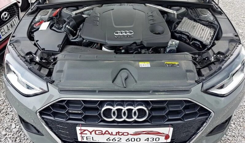AUDI A4  | 4×4 (stały) | Automatyczna | 231 KM | Szary full