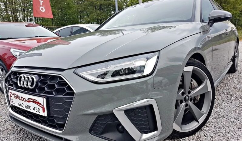 AUDI A4  | 4×4 (stały) | Automatyczna | 231 KM | Szary full
