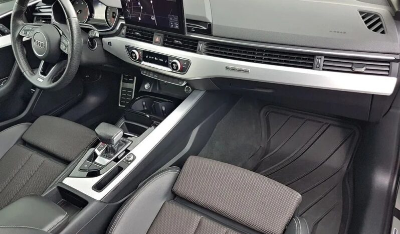 AUDI A4  | 4×4 (stały) | Automatyczna | 231 KM | Szary full