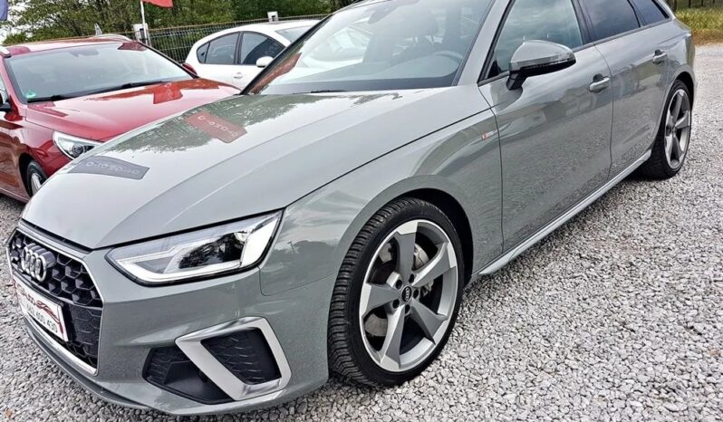AUDI A4  | 4×4 (stały) | Automatyczna | 231 KM | Szary full