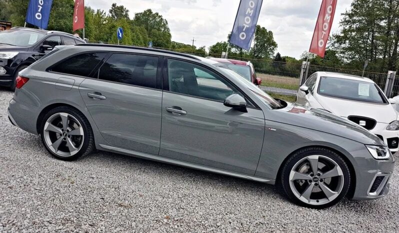 AUDI A4  | 4×4 (stały) | Automatyczna | 231 KM | Szary full