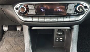 HYUNDAI I30  | FWD (przód) | Manualna | 140 KM | Bordowy full
