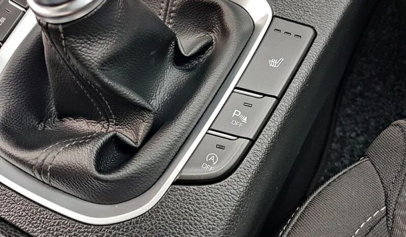 HYUNDAI I30  | FWD (przód) | Manualna | 140 KM | Bordowy full