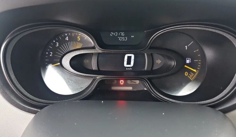 RENAULT Trafic | FWD (przód) | Manualna | 115 KM | Biały full