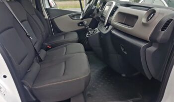 RENAULT Trafic | FWD (przód) | Manualna | 115 KM | Biały full
