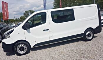RENAULT Trafic | FWD (przód) | Manualna | 115 KM | Biały full