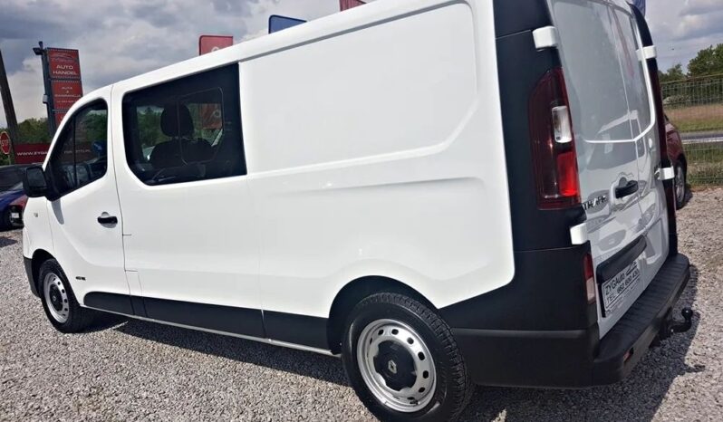 RENAULT Trafic | FWD (przód) | Manualna | 115 KM | Biały full