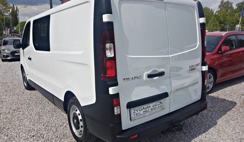 RENAULT Trafic | FWD (przód) | Manualna | 115 KM | Biały full
