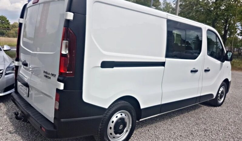 RENAULT Trafic | FWD (przód) | Manualna | 115 KM | Biały full