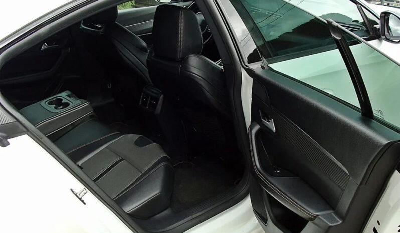 PEUGEOT   508     180 KM    Automatyczna    FWD (przód)    Biały full