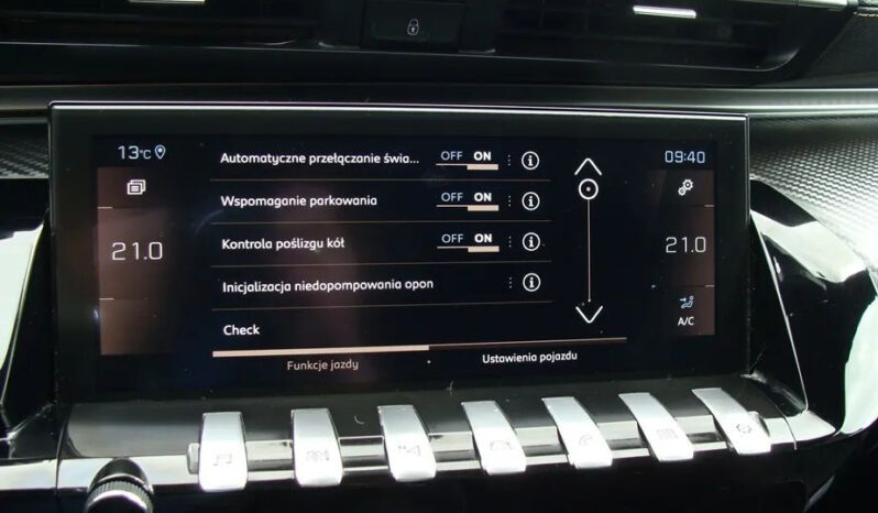PEUGEOT   508     180 KM    Automatyczna    FWD (przód)    Biały full