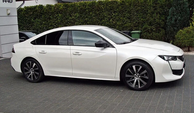 PEUGEOT   508     180 KM    Automatyczna    FWD (przód)    Biały full