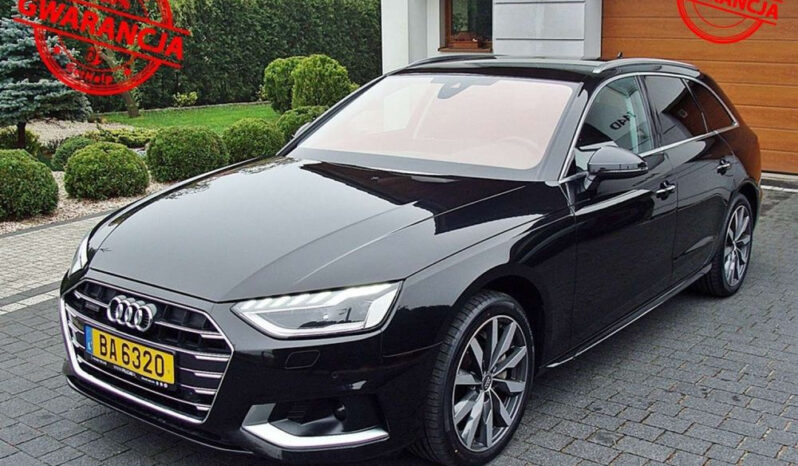 AUDI   A4     190 KM    Automatyczna    4×4 (stały)    Czarny
