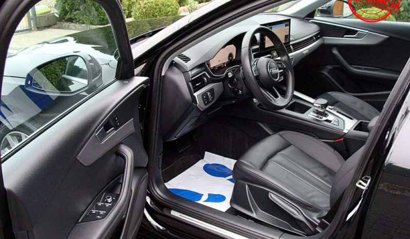 AUDI   A4     190 KM    Automatyczna    4×4 (stały)    Czarny full