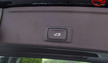AUDI   A4     190 KM    Automatyczna    4×4 (stały)    Czarny full