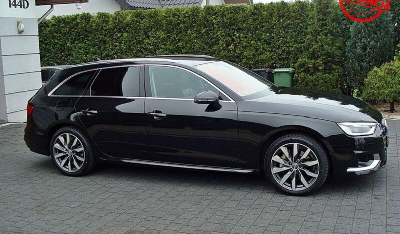 AUDI   A4     190 KM    Automatyczna    4×4 (stały)    Czarny full