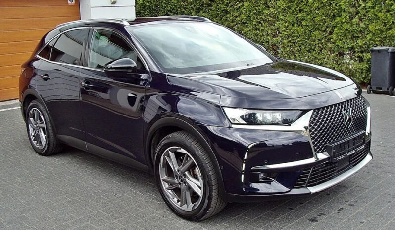 DS Automobiles   DS 7 Crossback    200 KM    Automatyczna    4×4 (stały)    Fioletowy full