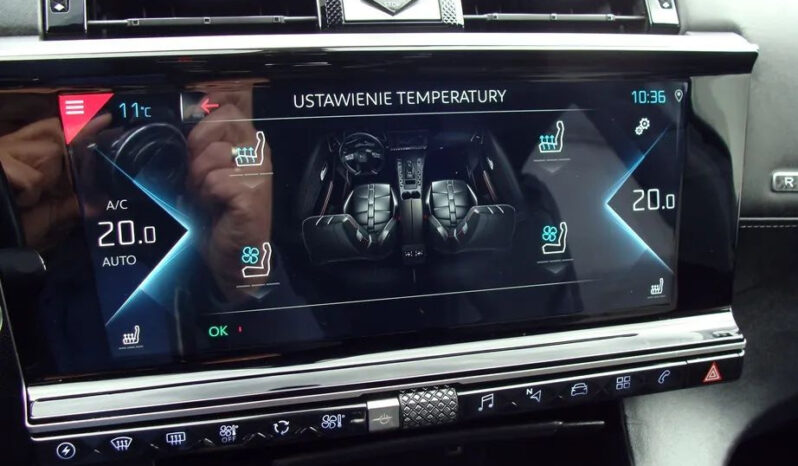DS Automobiles   DS 7 Crossback    200 KM    Automatyczna    4×4 (stały)    Fioletowy full