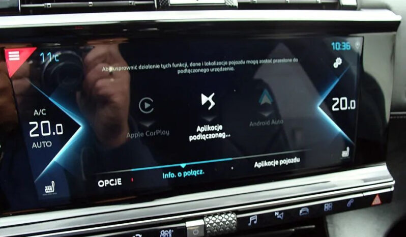 DS Automobiles   DS 7 Crossback    200 KM    Automatyczna    4×4 (stały)    Fioletowy full