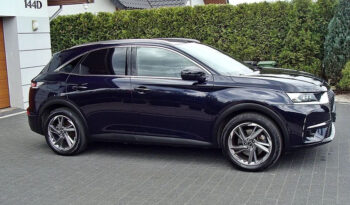 DS Automobiles   DS 7 Crossback    200 KM    Automatyczna    4×4 (stały)    Fioletowy full