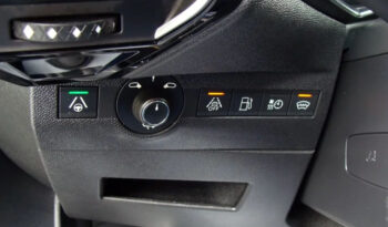 DS Automobiles   DS 7 Crossback    200 KM    Automatyczna    4×4 (stały)    Fioletowy full
