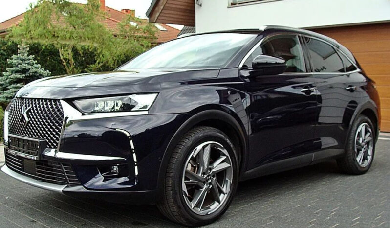 DS Automobiles   DS 7 Crossback    200 KM    Automatyczna    4×4 (stały)    Fioletowy full