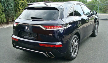 DS Automobiles   DS 7 Crossback    200 KM    Automatyczna    4×4 (stały)    Fioletowy full