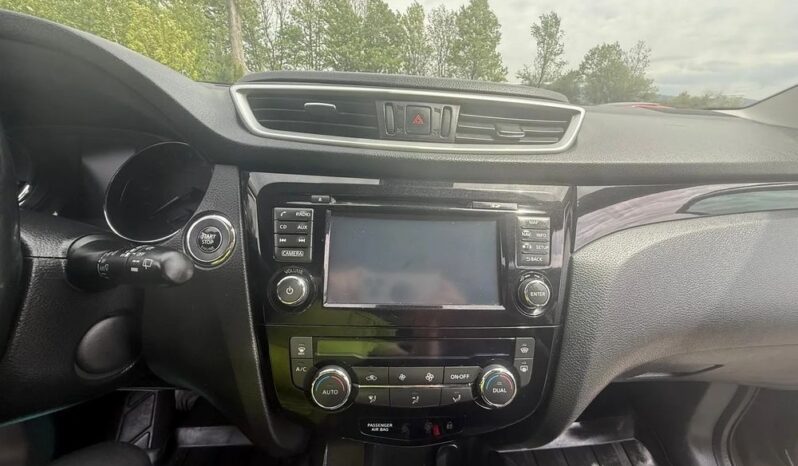 NISSAN Qashqai  | FWD (przód) | Manualna | 130 KM | Brązowy full