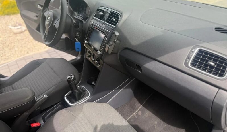 VOLKSWAGEN Polo  | FWD (przód) | Manualna | 70 KM | Czarny full
