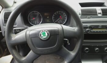 SKODA Octavia  | FWD (przód) | Manualna | 122 KM | Czarny full