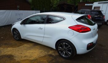 KIA Proceed | FWD (przód) | Manualna | 135 KM | Biały full