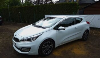 KIA Proceed | FWD (przód) | Manualna | 135 KM | Biały full