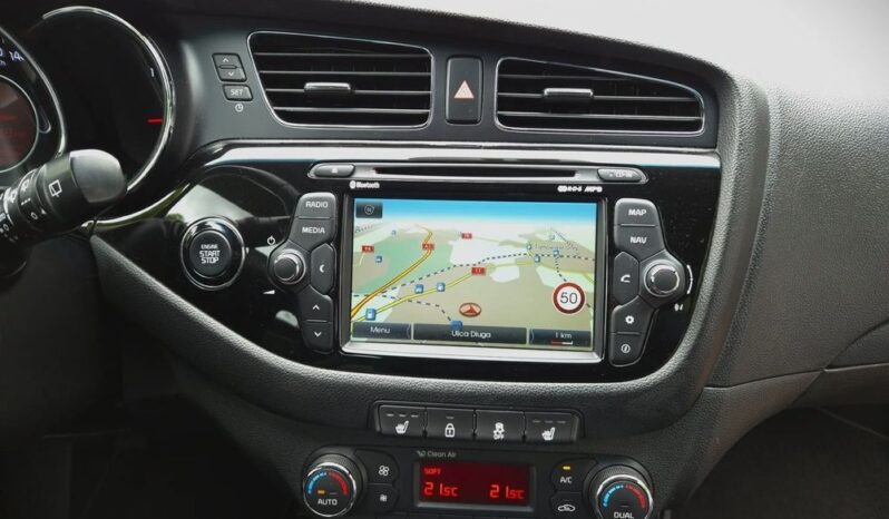 KIA Proceed | FWD (przód) | Manualna | 135 KM | Biały full