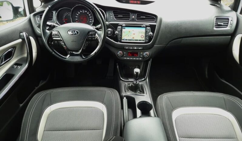 KIA Proceed | FWD (przód) | Manualna | 135 KM | Biały full