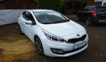 KIA Proceed | FWD (przód) | Manualna | 135 KM | Biały full