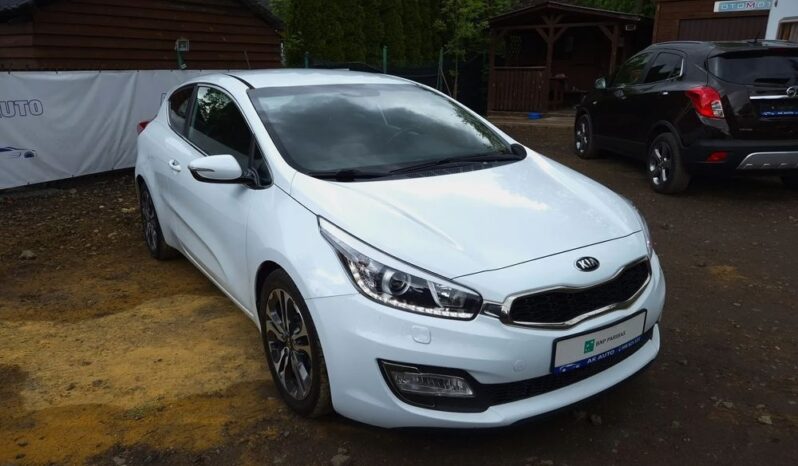 KIA Proceed | FWD (przód) | Manualna | 135 KM | Biały full