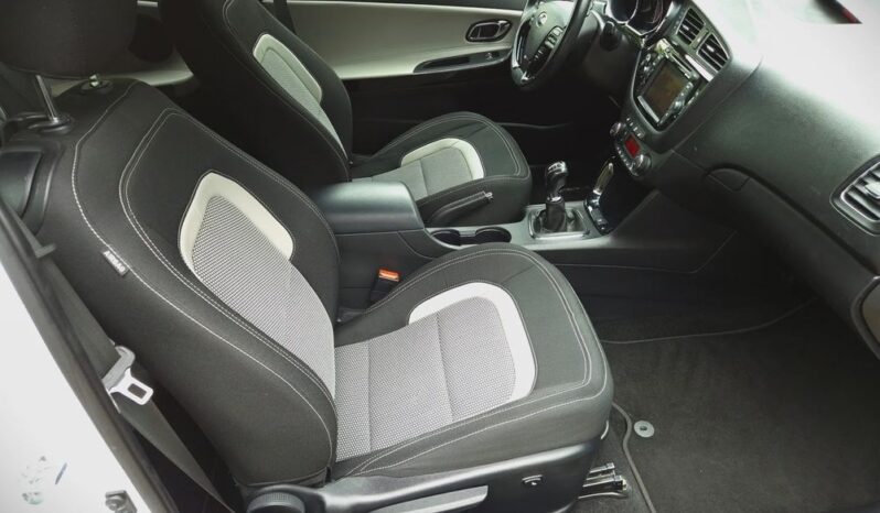 KIA Proceed | FWD (przód) | Manualna | 135 KM | Biały full