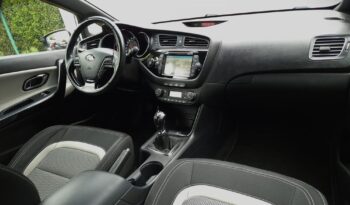 KIA Proceed | FWD (przód) | Manualna | 135 KM | Biały full