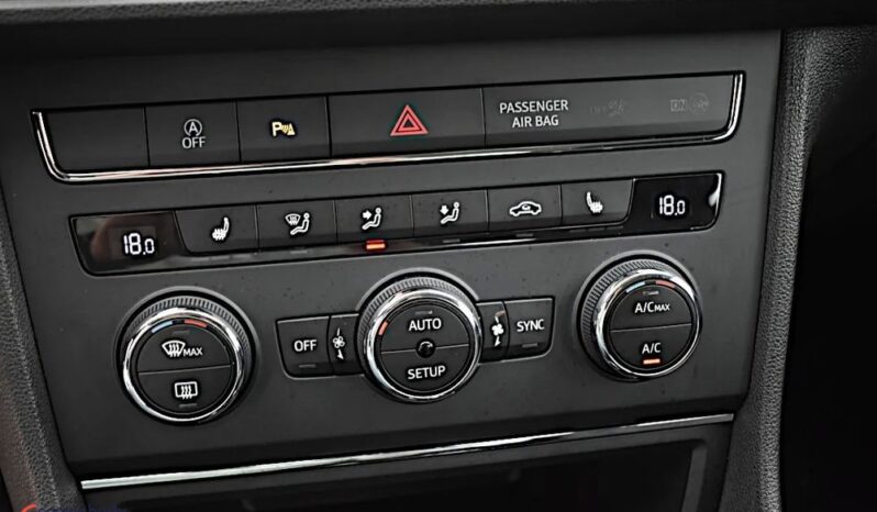 SEAT Leon  | FWD (przód) | Manualna | 150 KM | Czarny full