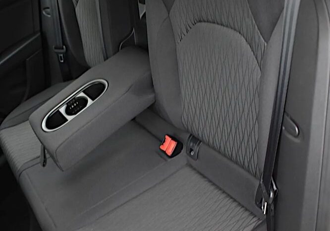 SEAT Leon  | FWD (przód) | Manualna | 150 KM | Czarny full