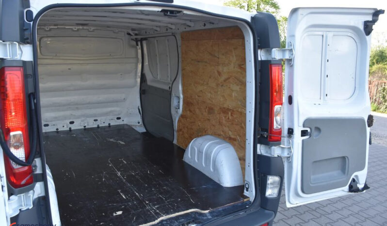 OPEL Vivaro | FWD (przód) | Manualna | 90 KM | Biały full