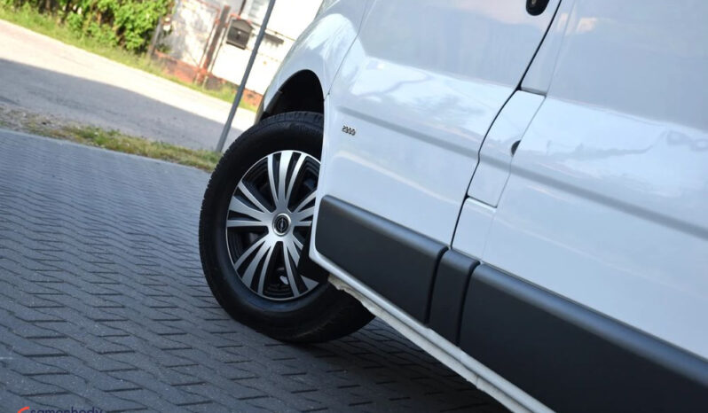 OPEL Vivaro | FWD (przód) | Manualna | 90 KM | Biały full