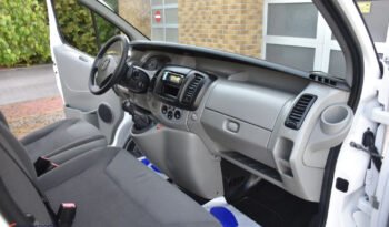 OPEL Vivaro | FWD (przód) | Manualna | 90 KM | Biały full