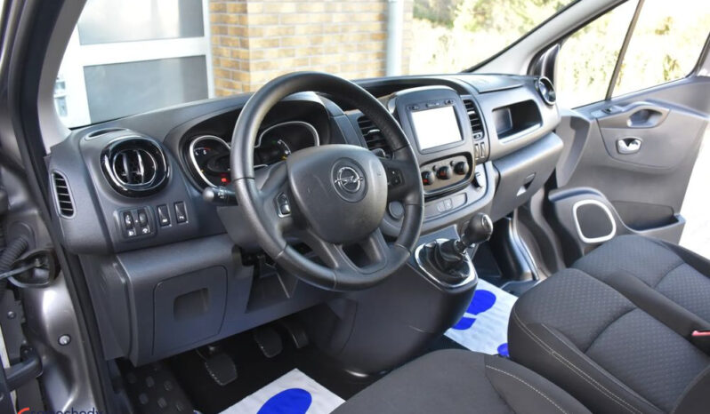OPEL Vivaro | FWD (przód) | Manualna | 120 KM | Szary full